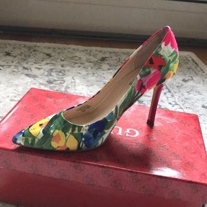 Fabulous floral high heels by GUESS